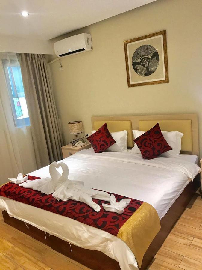 Central Boutique Hotel Вьентьян Экстерьер фото