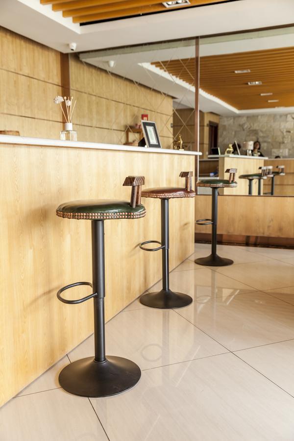 Central Boutique Hotel Вьентьян Экстерьер фото
