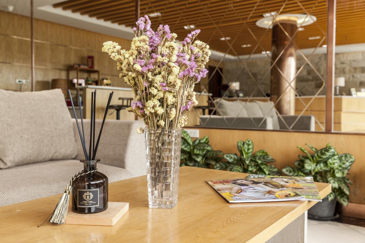 Central Boutique Hotel Вьентьян Экстерьер фото
