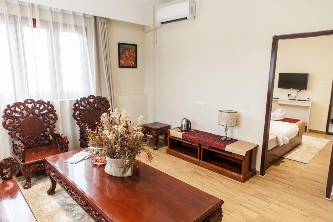 Central Boutique Hotel Вьентьян Экстерьер фото